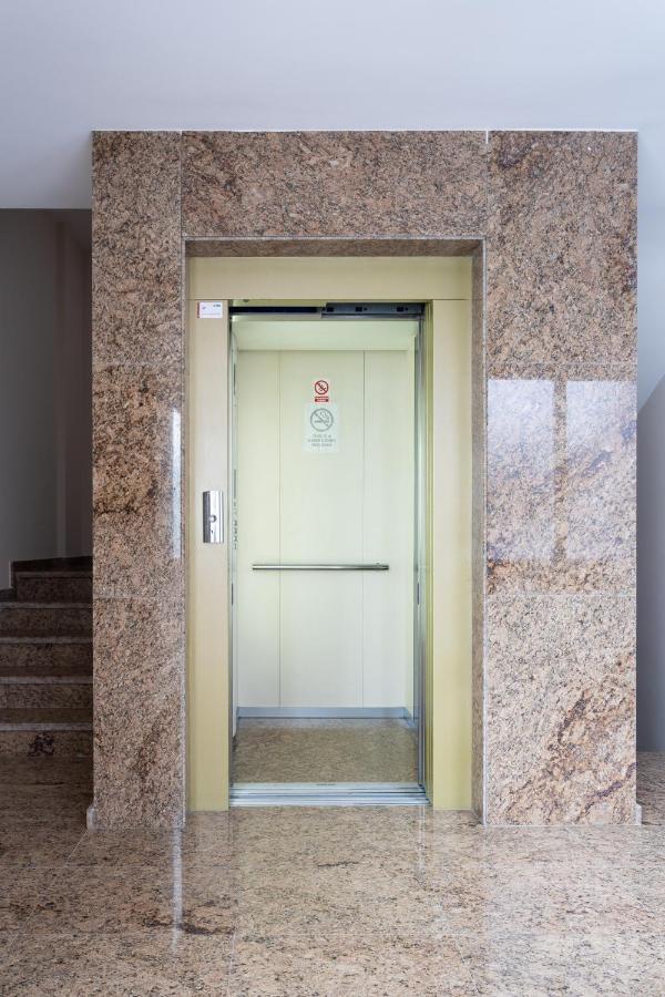 Rooms & Suites Loft 2E Deluxe Edition Arrecife المظهر الخارجي الصورة